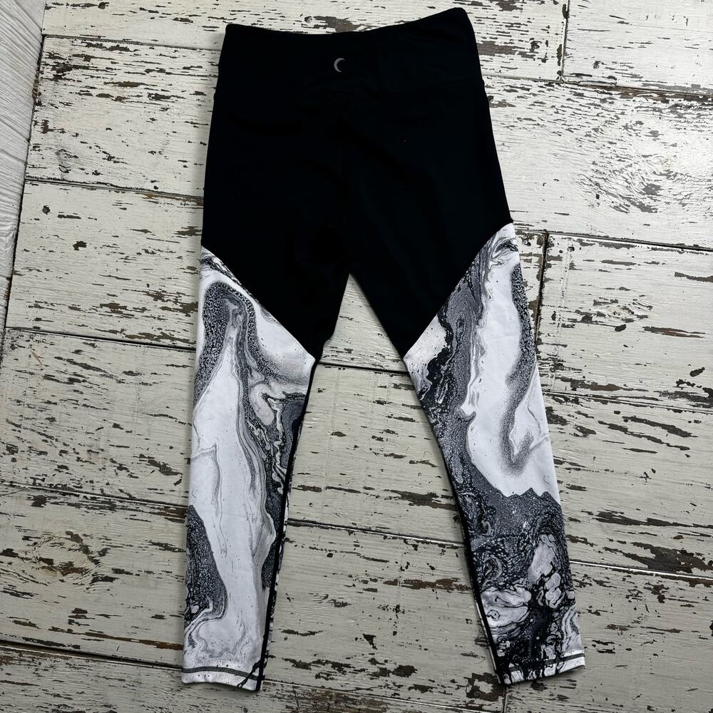 Zyia Active Black and Marble Color Block Leggings Athletic Pants Size Medium - Picture 8 of 9